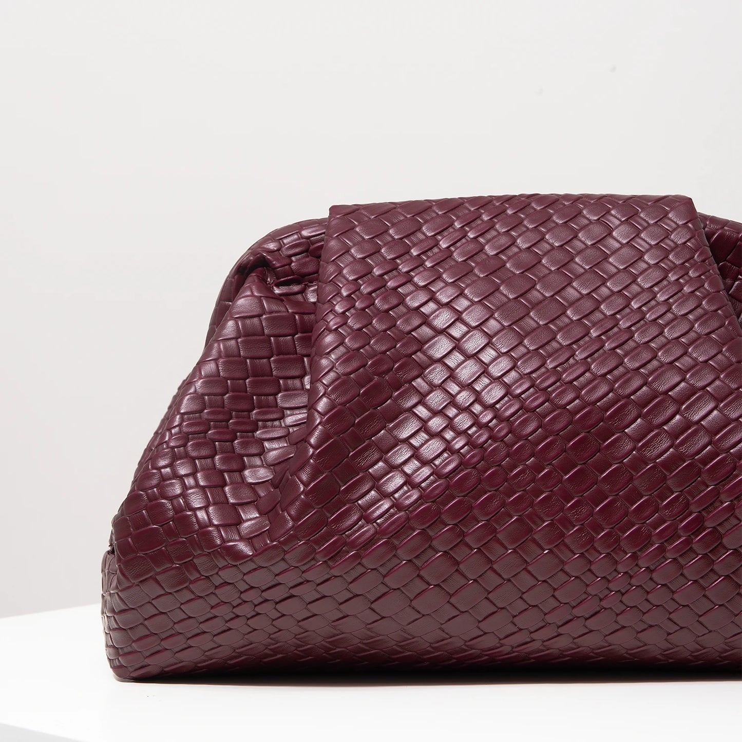 Sac à main vintage en cuir artificiel à motif tissé
