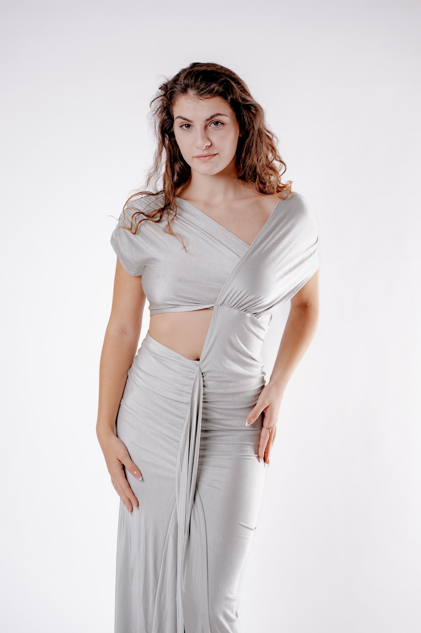 Robe longue & plissée col asymétrique — Midnight Glow