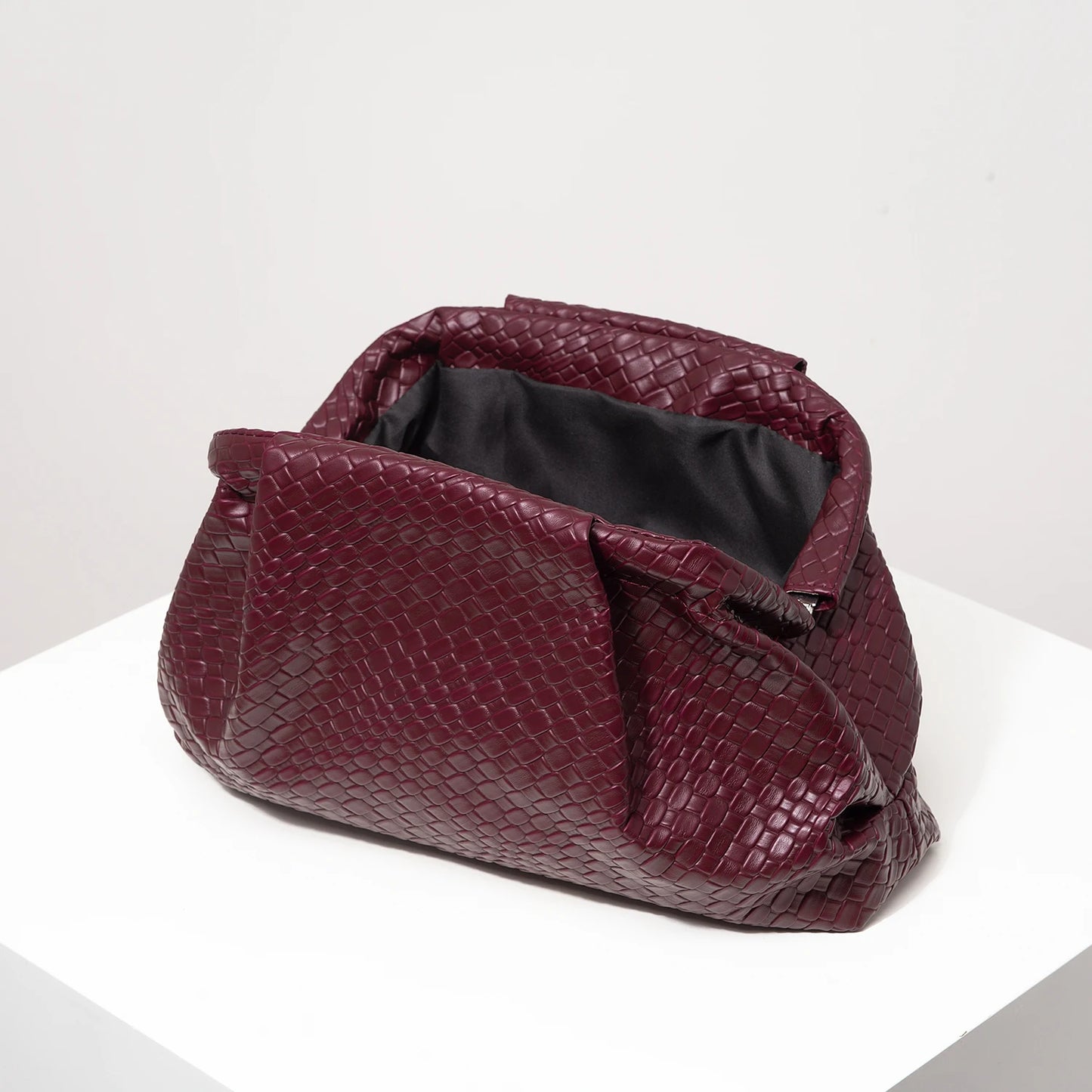 Sac à main vintage en cuir artificiel à motif tissé