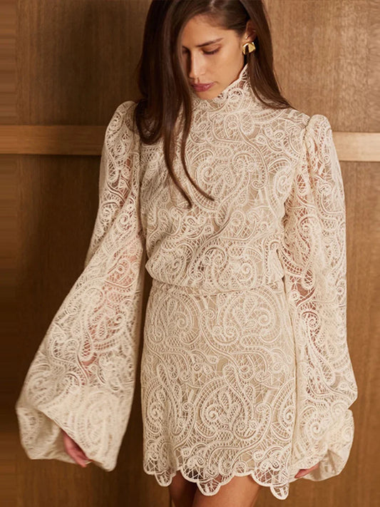 Ensemble col roulé et mini-jupe — Urban Chic